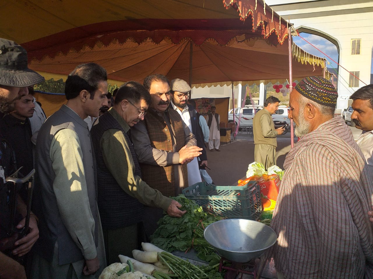 سوات بھر میں کسان دوست سبزی منڈیوں کا قیام