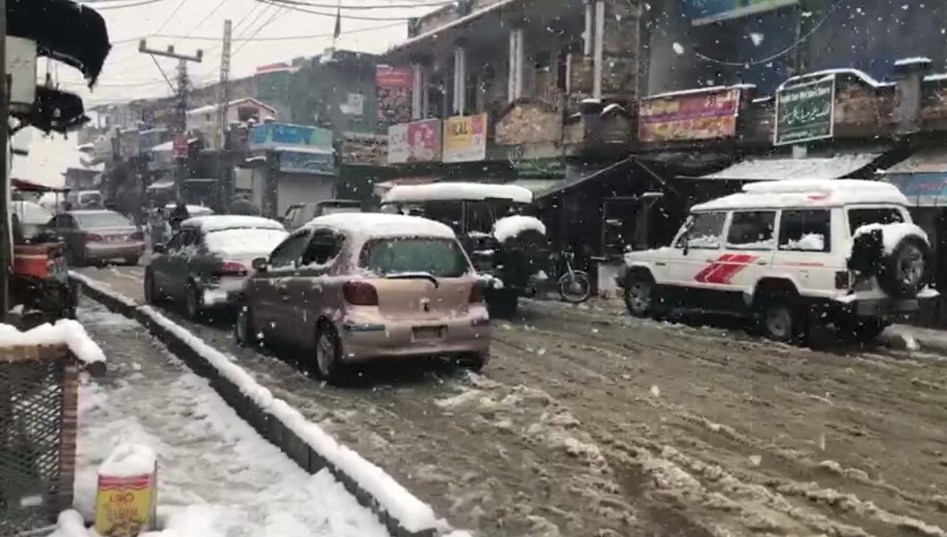 کالام، مالم جبہ ، مہوڈنڈ میں برفباری ، موسم سرد