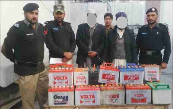 سوات، گاڑیوں سے بیٹریاں چوری کرنیوالے ملزمان گرفتار