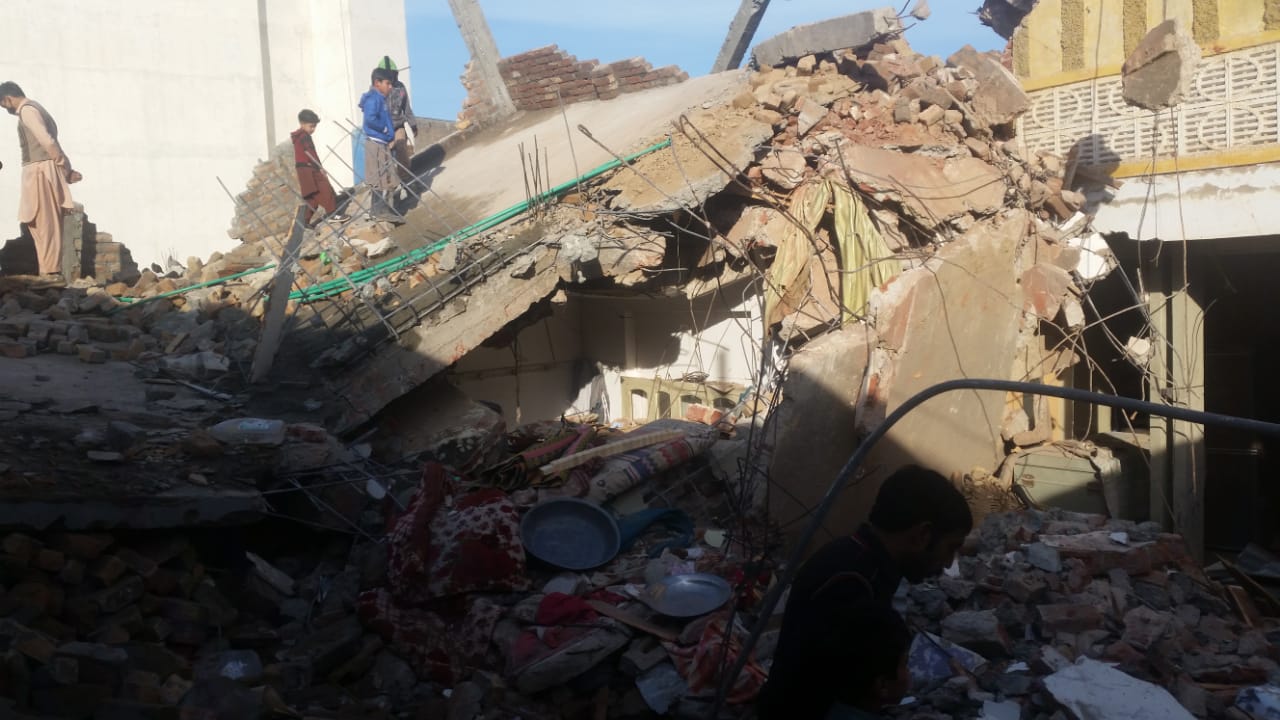 مینگورہ ، مکان کی چھت گرنے سے ایک ہی خاندان کے چار افراد جاں بحق