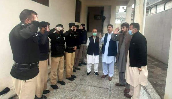 پی ڈی اے سوات کے صدر ڈاکٹر عبدالواسع پر ابوہا چیک پوسٹ پر پولیس کا تشدد