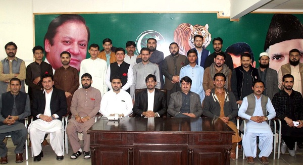 پاکستان مسلم لیگ ن سوشل میڈیا ٹیم کا اجلاس، ممبرکور کمیٹی انجنیئر عارف روان بھی شریک