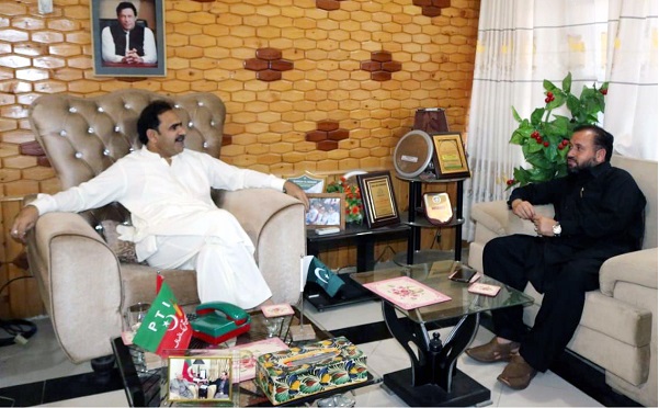 حکومت عوام کی تکالیف کے ازالے کیلئے ہر ممکن کوشش کررہی ہے،فضل حکیم