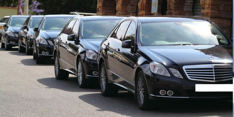 عوام جائے بھاڑ میں حکومتی وزراء ، مشیر وں اور معاون خصوصی کی گاڑیوں کے ایندھن پر 4 کروڑ 68 لاکھ، مرمت پر 3 کروڑ 88 لاکھ خرچ