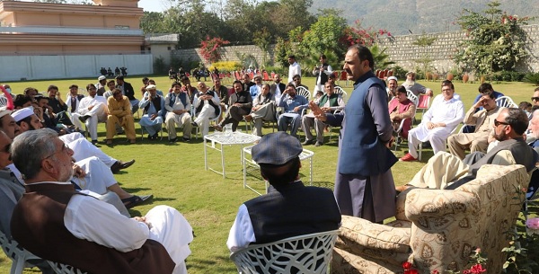 وزیراعظم عمران خان اور وزیر اعلیٰ خیبر پختونخوا محمود خان کا 6 نومبر کو گراسی گروانڈ جلسہ،تاریخی استقبال کیلئے تیاریاں