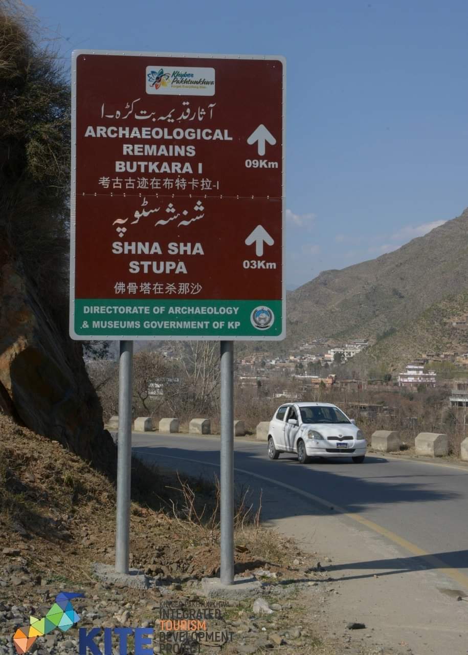 سوات،محکمہ ارکیالوجی کاتاریخی مقامات تک رہنمائی کیلئے سائن بورڈ نصب