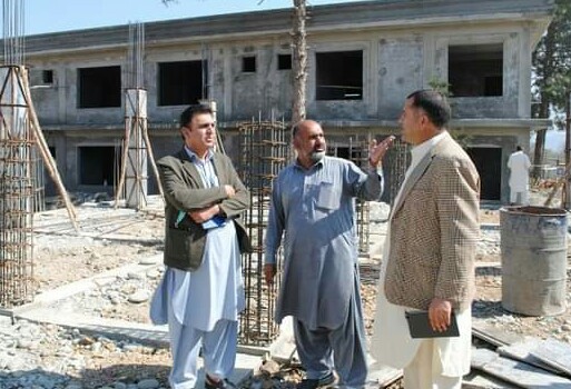 ڈسٹرکٹ ہیلتھ آفیسر سوات ڈاکٹر محمد سلیم خان کا سول ہسپتال کبل کا دورہ