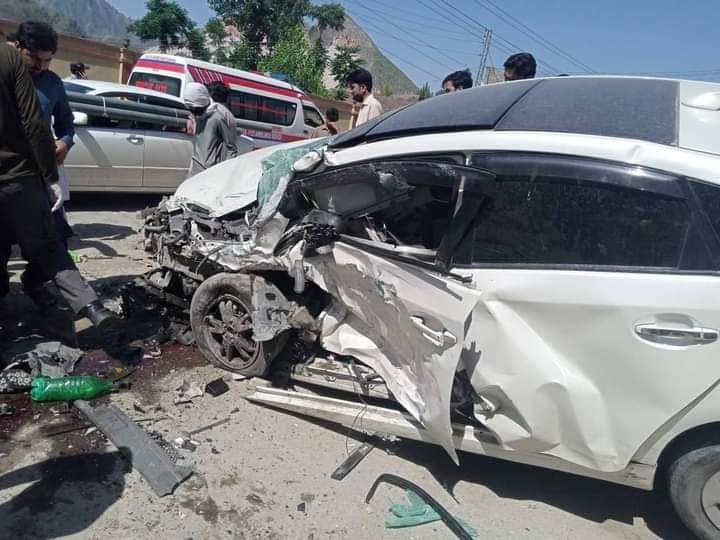 بونیر، فلائنگ کوچ اورموٹر کار میں تصادم، ایک جاں بحق متعدد زخمی