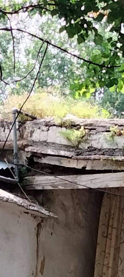 کالج کالونی سرکاری کوارٹر کی خراب حالت،گرنے کا خدشہ