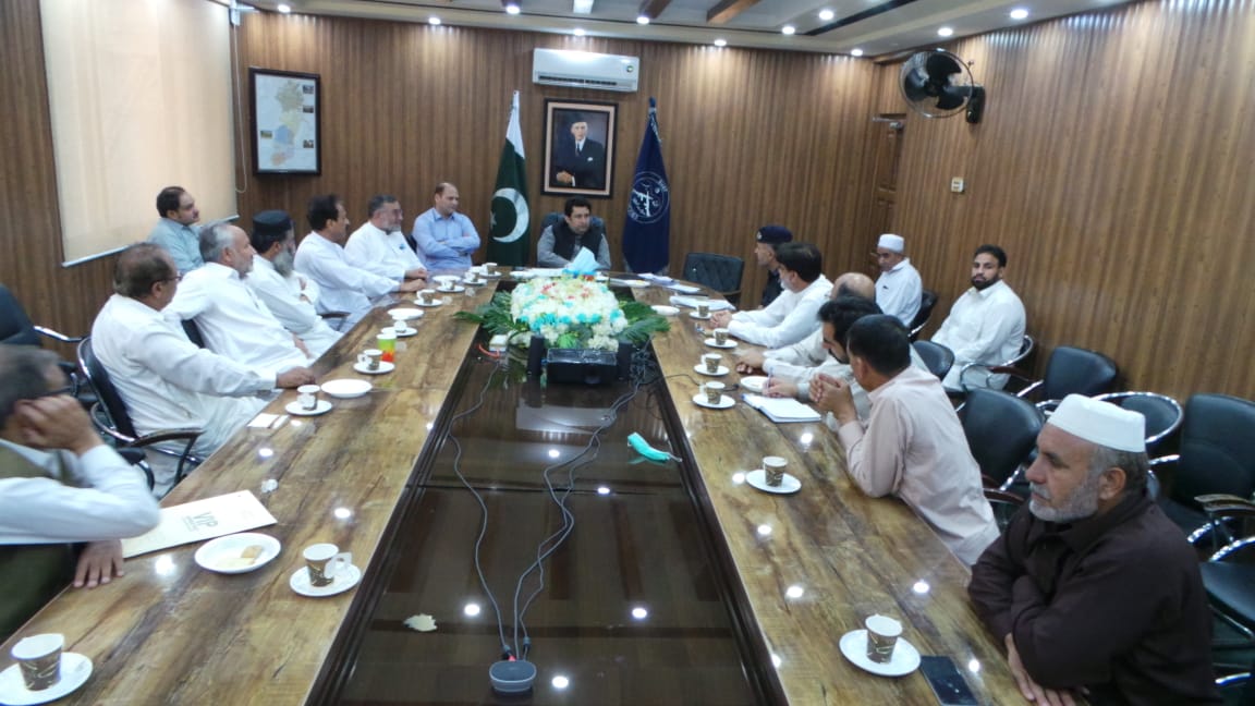 کانجو ٹاون شپ کے ایکشن کمیٹی کے اراکین کا ڈی سی سوات سے ملاقات