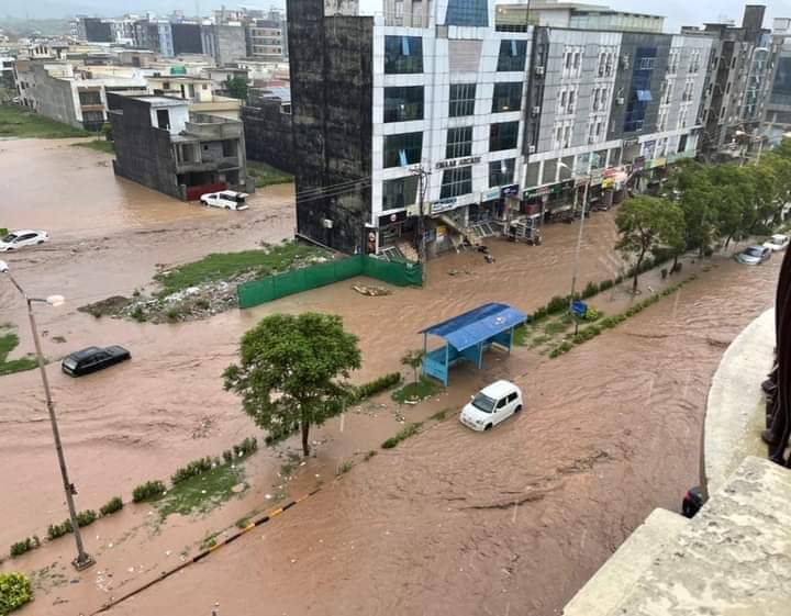 اسلام اباد میں بادل پھٹنے سے سیلاب