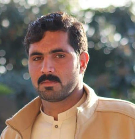 پنجاب اٹک پولیس کی غنڈی گردی ضلع اٹک حضرو پولیس کے ہاتھوں چکدرہ کے ناظم عبد الرحمن کا جواں سال بیٹا ساجد قتل