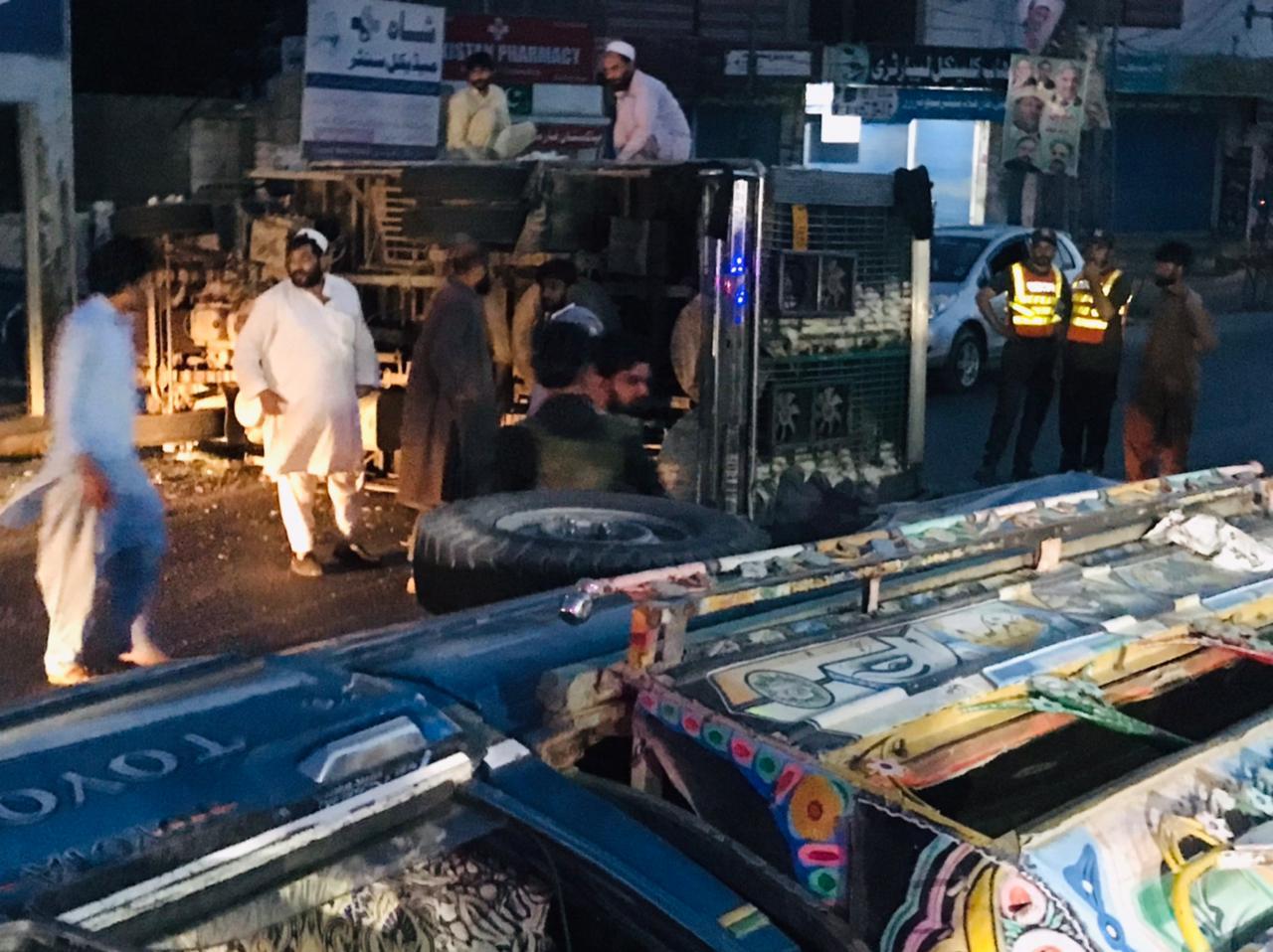 بریکوٹ میں ڈاڈسن اور ڈائنا کے درمیان تصادم، خواتین سمیت 5 افراد شدید زخمی