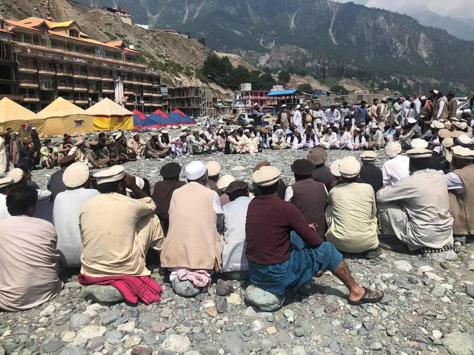 کالام اتروڑ تنازعہ ، جرگہ کامیاب، لاشیں اور یرغمال افراد حوالے
