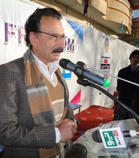 محمد علی خان, پختون روایات کا آمین, جرگہ گو اور شاعر