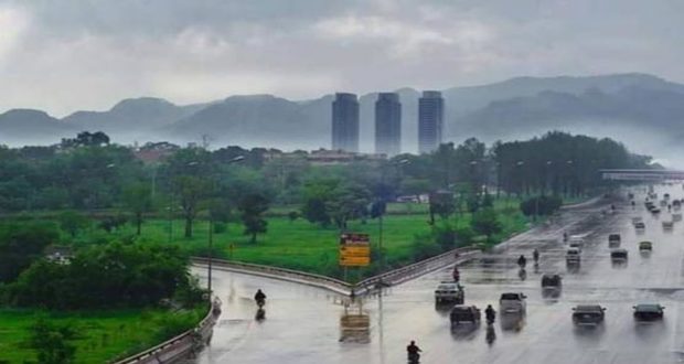 ملک کے بیشتر علاقوں میں گرج چمک کے ساتھ بارش کا امکان
