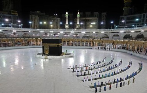 سعودی حکومت نے عمرہ زائرین کی تعداد 70 ہزار تک بڑھادی