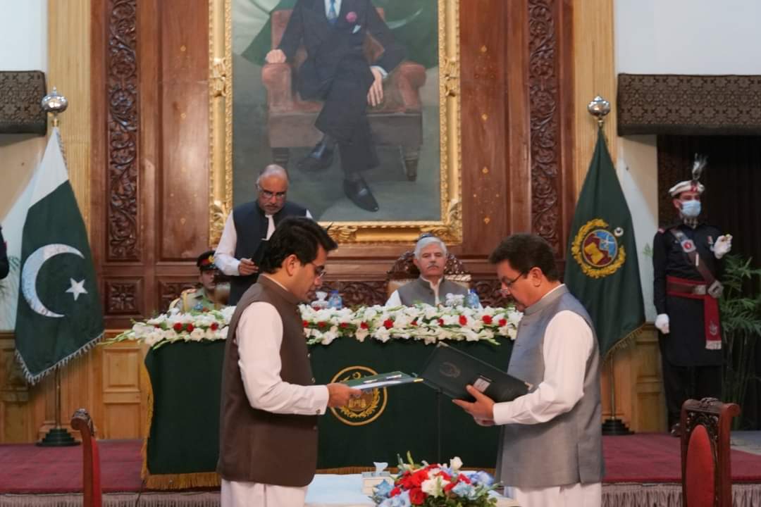 کامران بنگش اور ارشد ایوب نےصوبائی وزیر کے عہدہ کا حلف اٹھا لیا