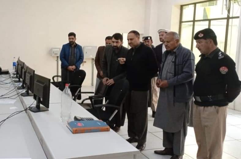 سوات ایس پی انوسٹی گیشن نزیر خان نے درال خوڑ پاور پراجیکٹ بحرین کا دورہ کرکے سیکیورٹی انتظات کا جائزہ لیا