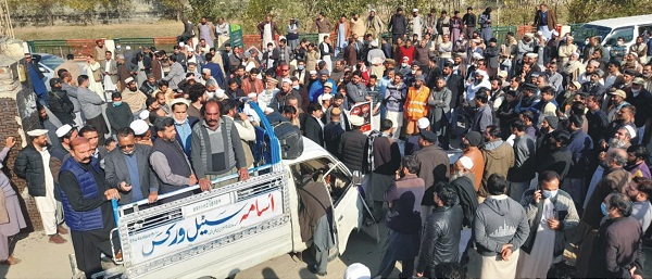 آل گورنمنٹ ایمپلائیز کورڈی نیشن کونسل سوات کامطالبات کے حق میں احتجاجی مظاہرہ