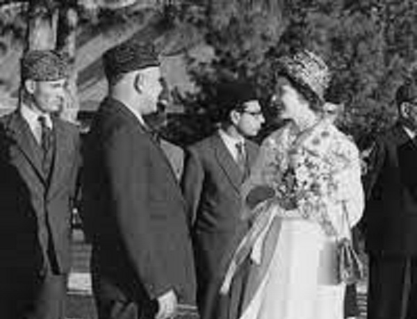 ملکہ الزبتھ نے 1961 میں سوات کا دورہ کیا اور اس کو سوئٹزرلینڈ کہا، ملکہ کے دورہ کی چھپی باتیں
